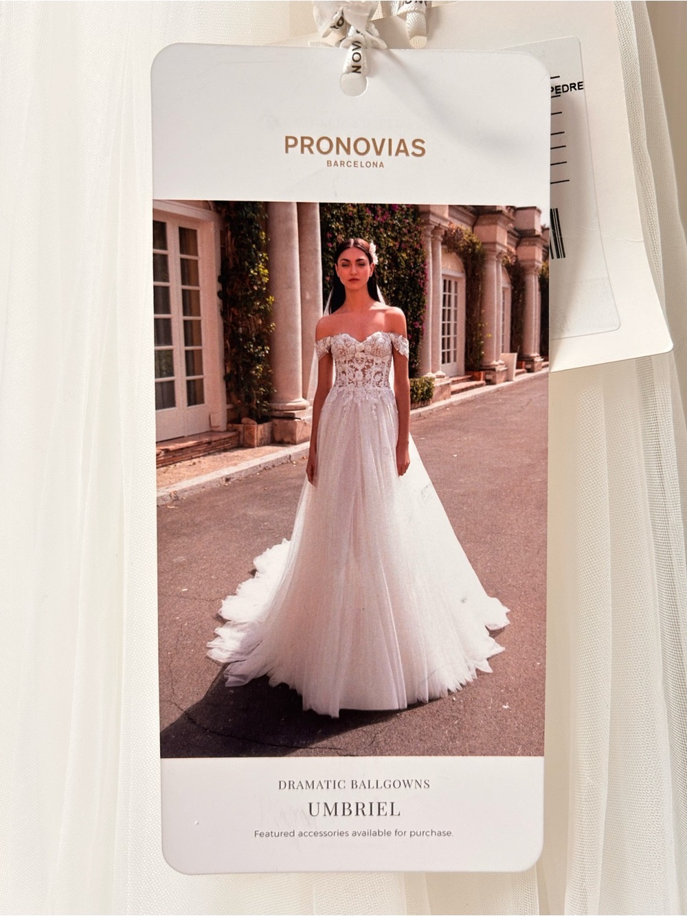 Pronovias Umbriel White Off-Shoulder Ballgown